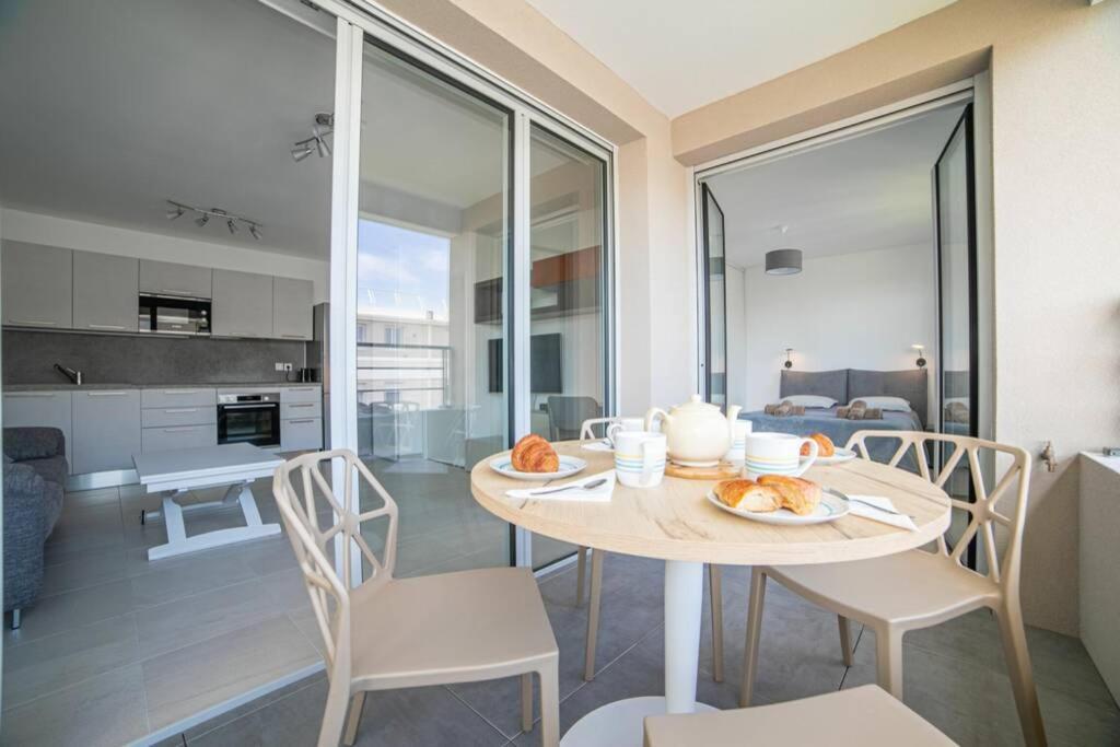 Marina Bay Apartment Antibes Ngoại thất bức ảnh